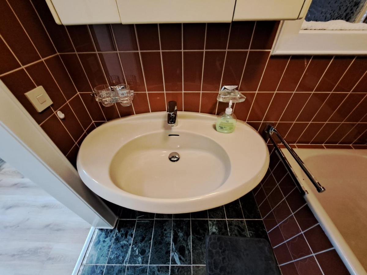Muttis Apartment Mönchengladbach Extérieur photo